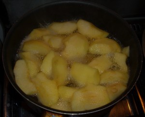 manzanas hirviendo - compota