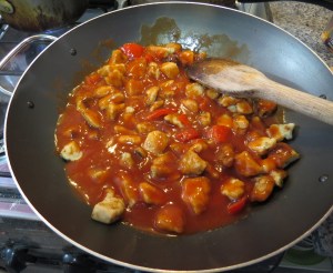 Salsa de pollo enharinado